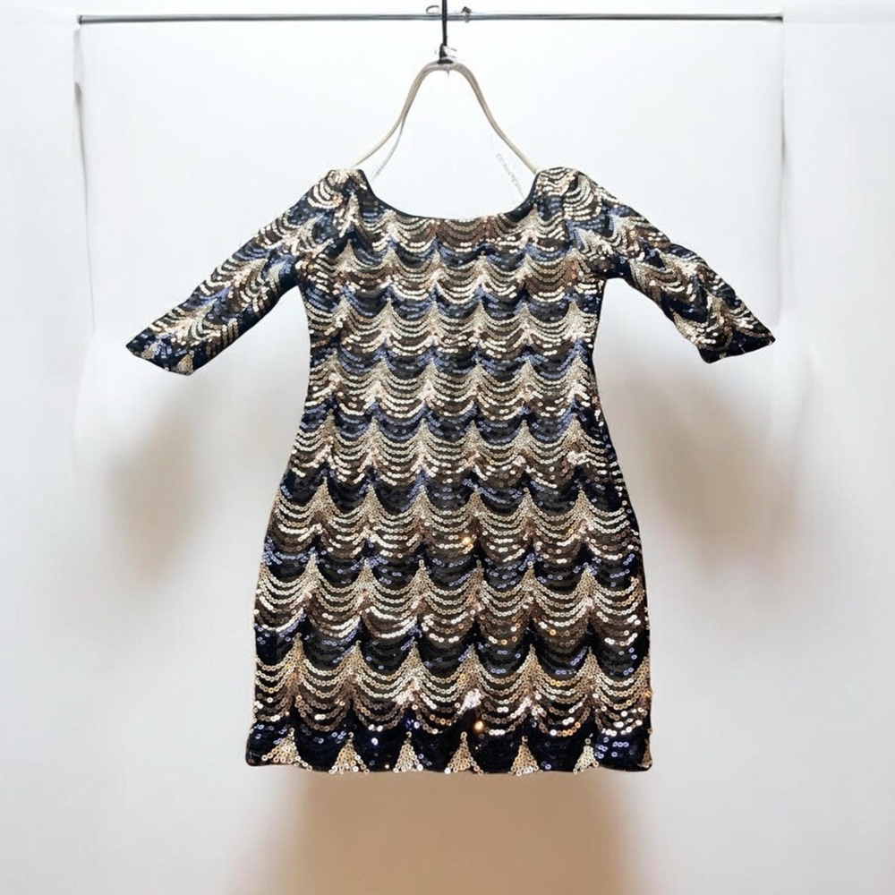 a'gaci Black and Gold Sequin Dress